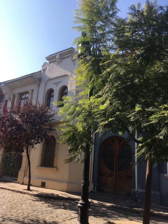 Patio Yungay Santiago Exterior photo